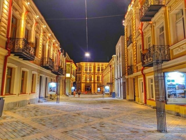 Tbilisi Center, Nino'S Art Apartment Экстерьер фото